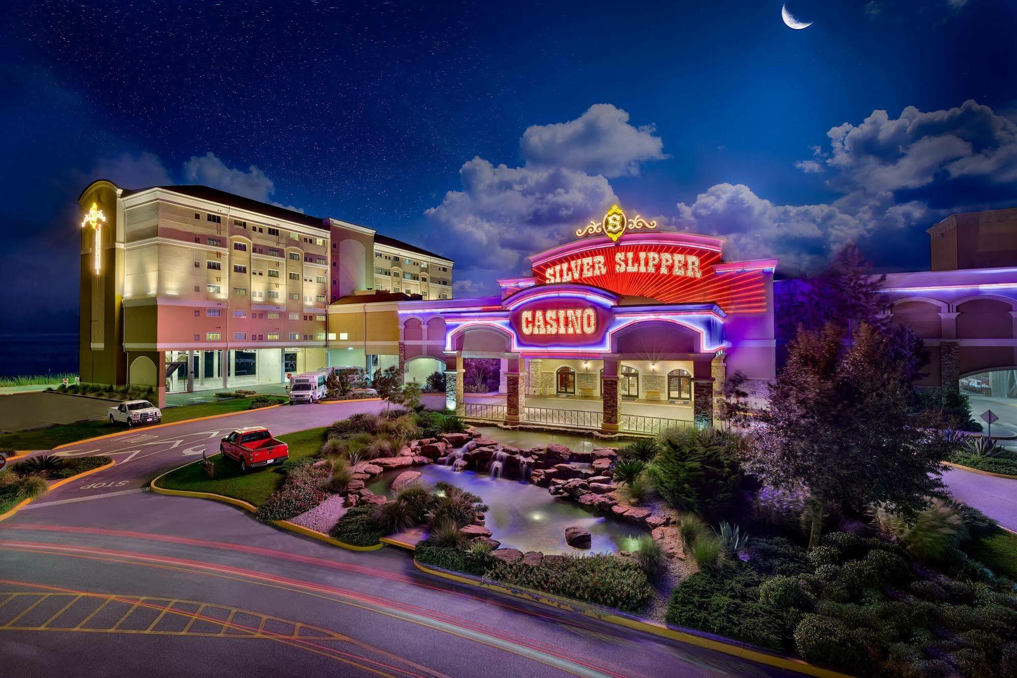 Silver Slipper Casino Hotel (Adults Only) Bay St. Louis エクステリア 写真