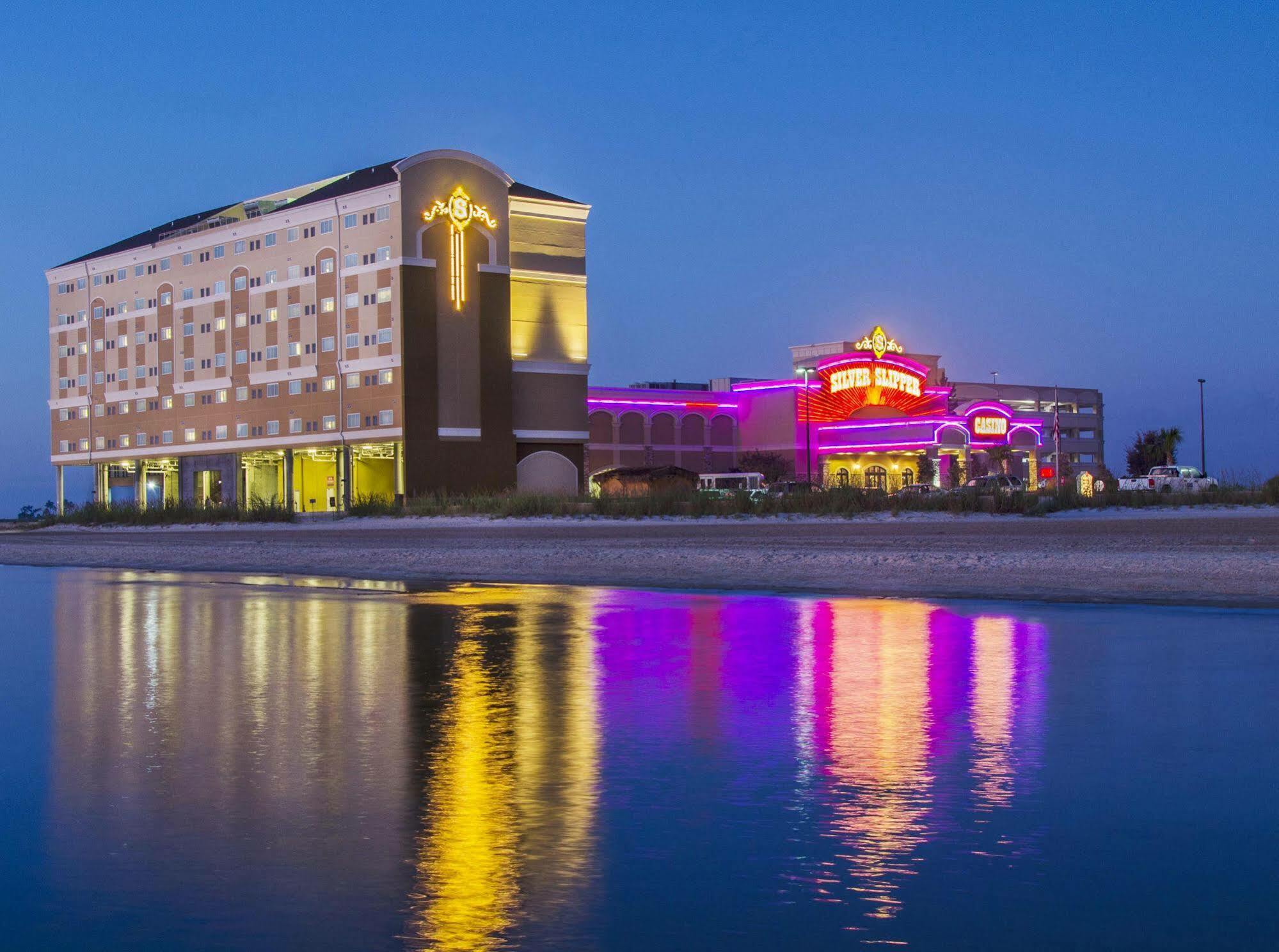 Silver Slipper Casino Hotel (Adults Only) Bay St. Louis エクステリア 写真